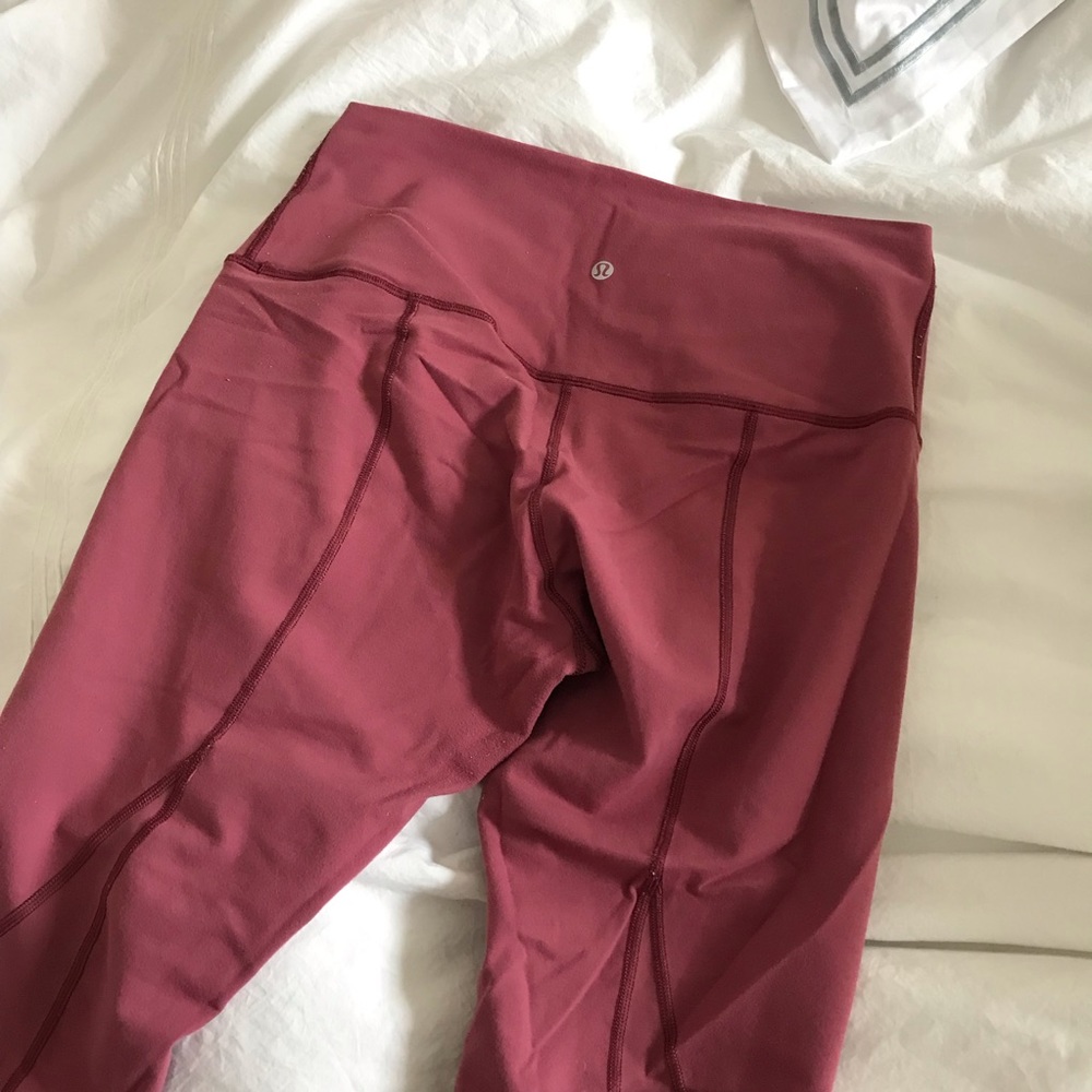Lululemon dusty rose mauve wunder under scallop leggings
